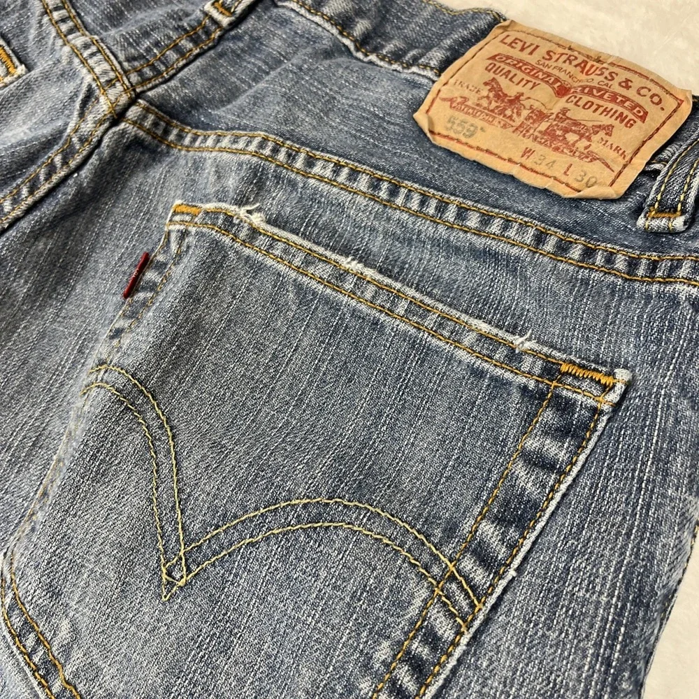 Vintage Levi's 559 Jeans Men's 34x30 Blue Relaxed Straight Faded Distressed y2k